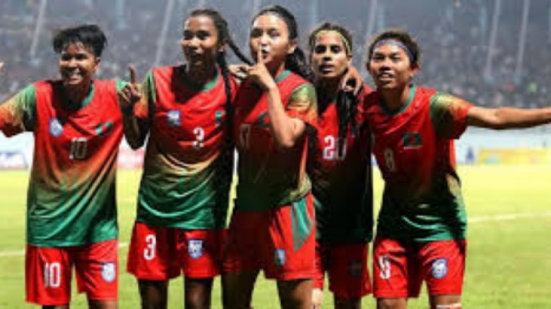 সাফ অনূর্ধ্ব-২০ নারী ফুটবলে নাটকীয় জয় বাংলাদেশের, নেপালকে হারালো ৩-২ গোলে