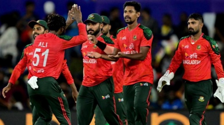 পাকিস্তানকে হারিয়ে ইতিহাস গড়লো টাইগাররা