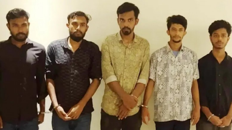 গুলশানে সাবেক এমপির বাসায় চাঁদাবাজি: ছাত